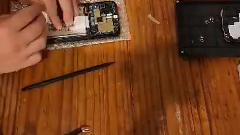 IPhone XR Glass Screen LED Repair